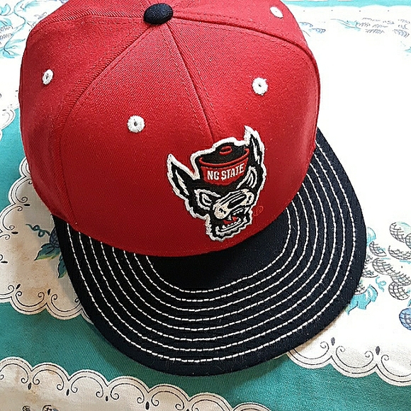 Adidas Fit Max 7 Nc State Wolf Pack Cap 